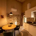 Casa Prosa - *